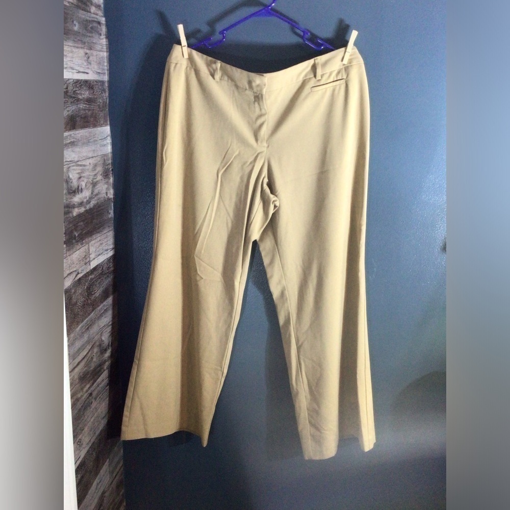 Ladies 16p khaki dress pants George  (0033)
